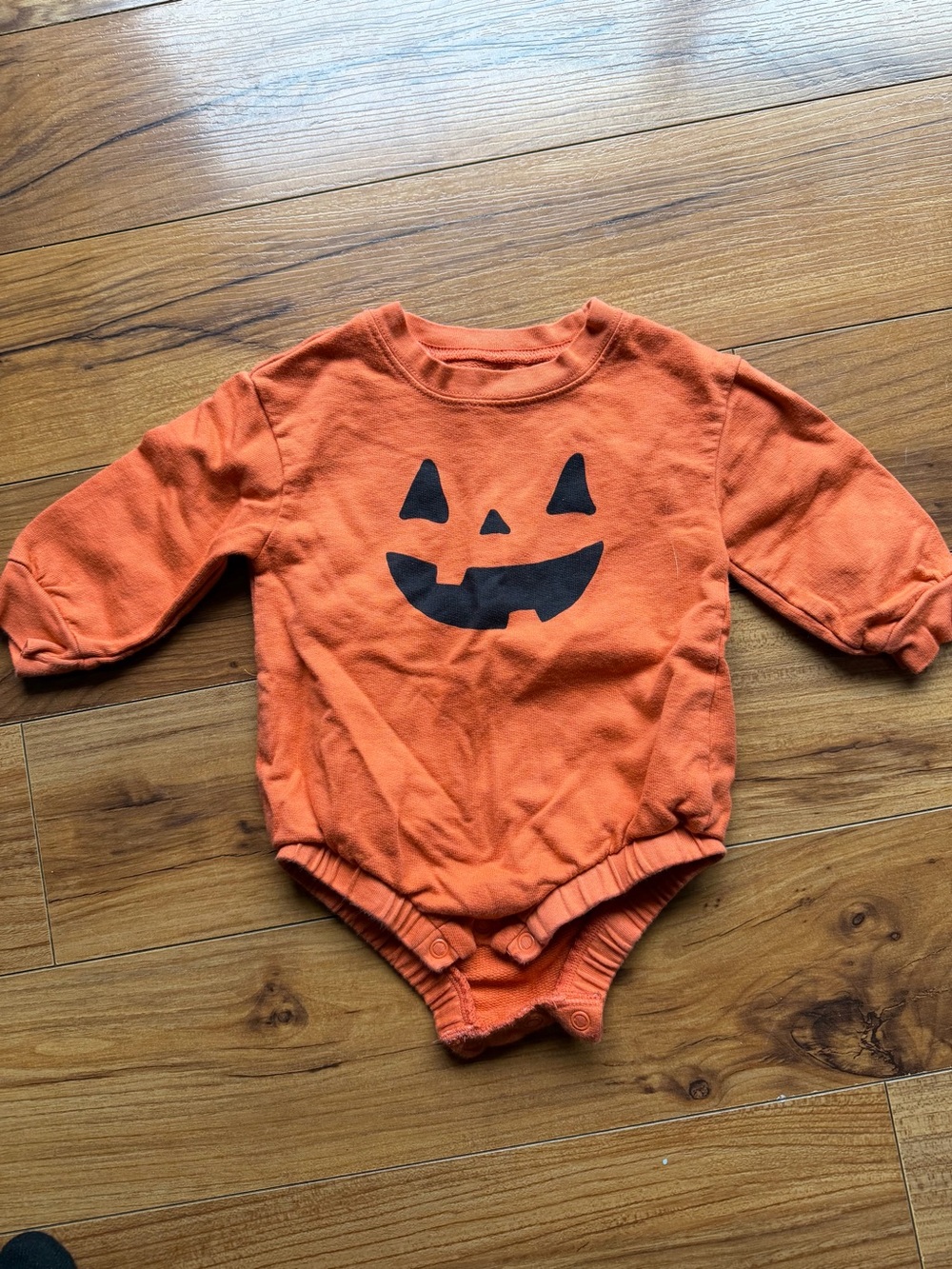 6-9m Orange Pumpkin Face One-Piece Bodysuit